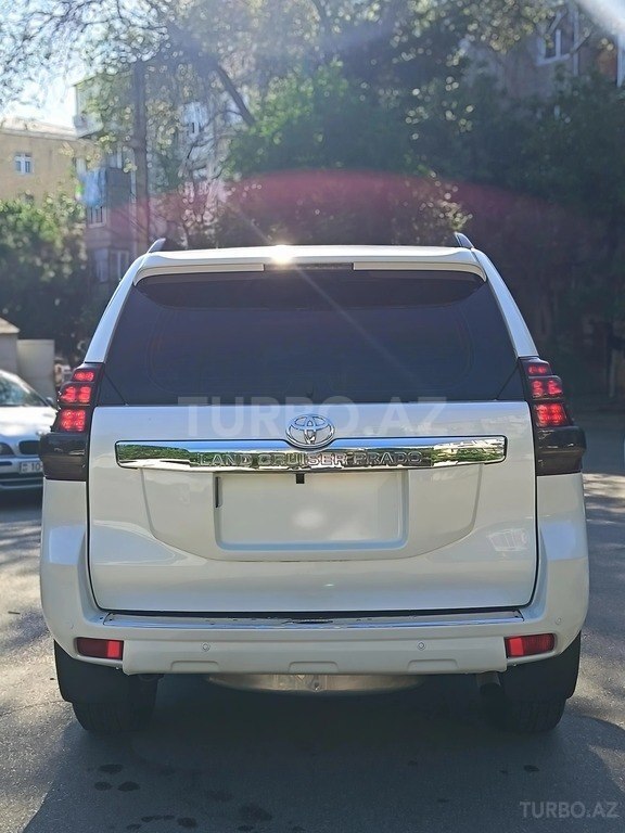 Toyota Land Cruiser Prado