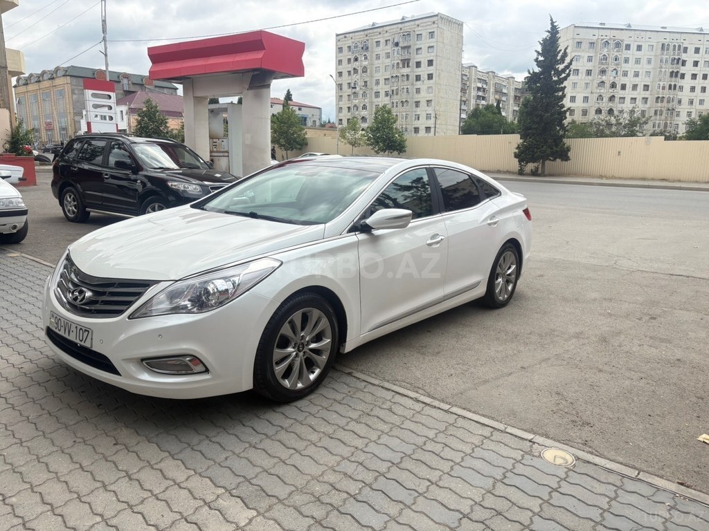 Hyundai Azera