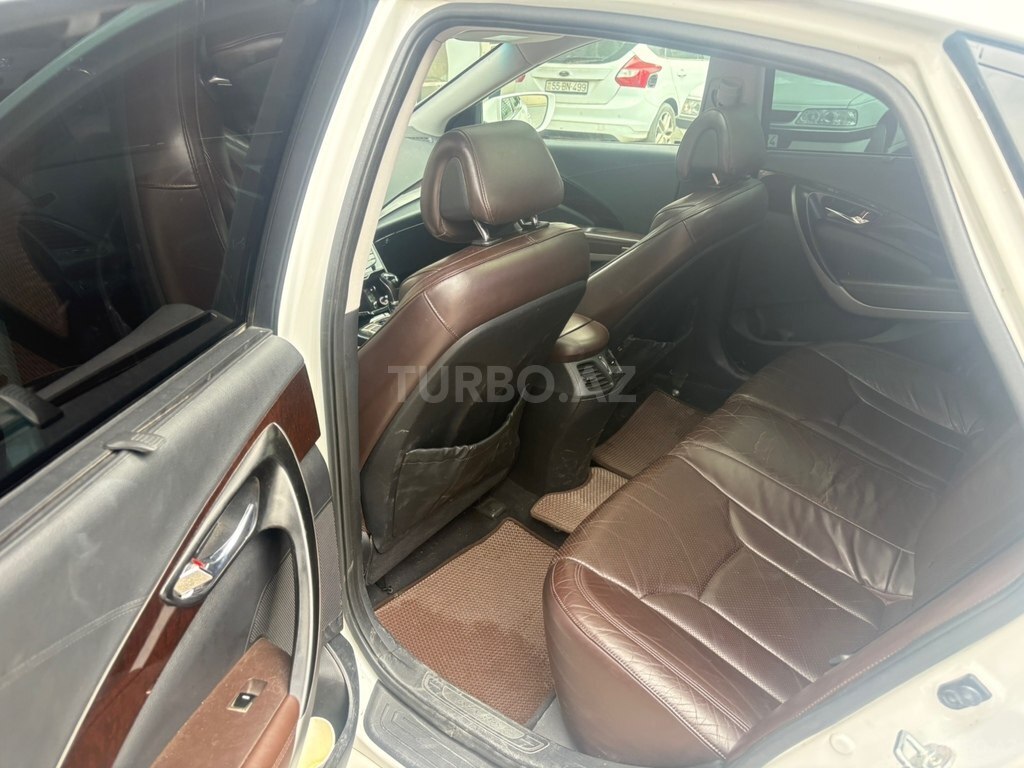 Hyundai Azera