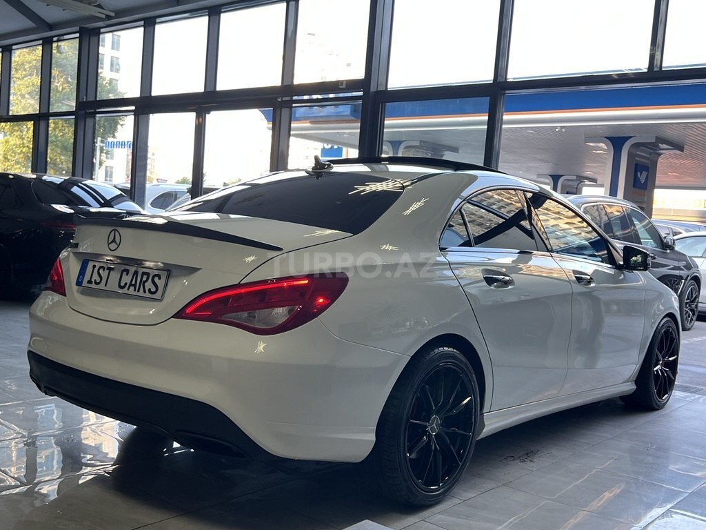 Mercedes CLA 250