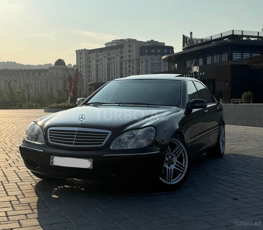Mercedes S 320