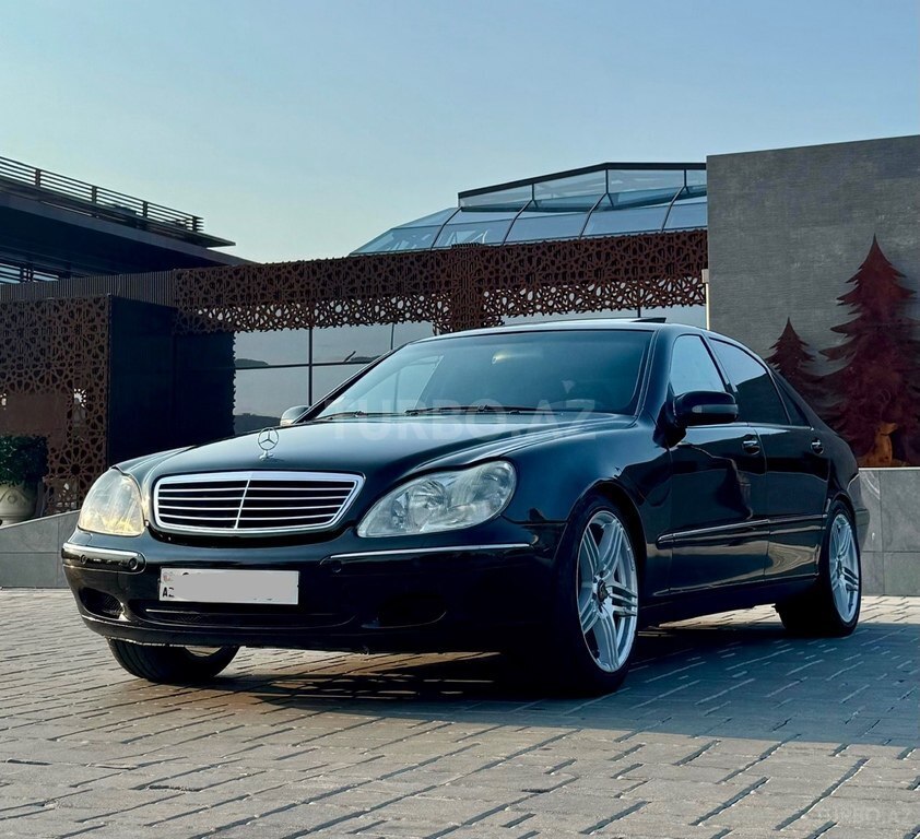 Mercedes S 320