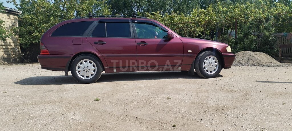 Mercedes C 180