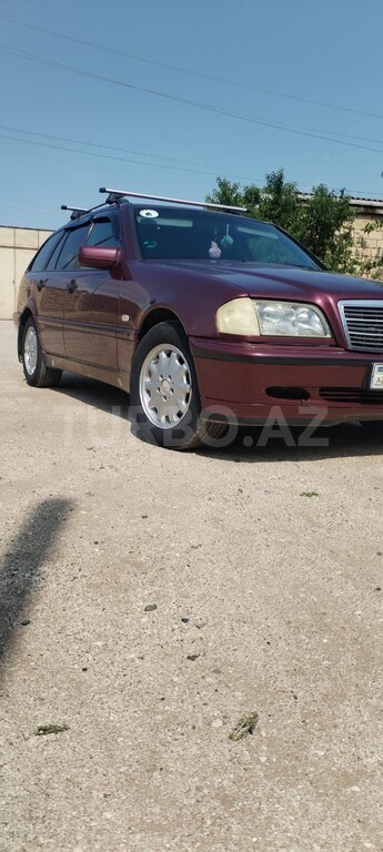 Mercedes C 180