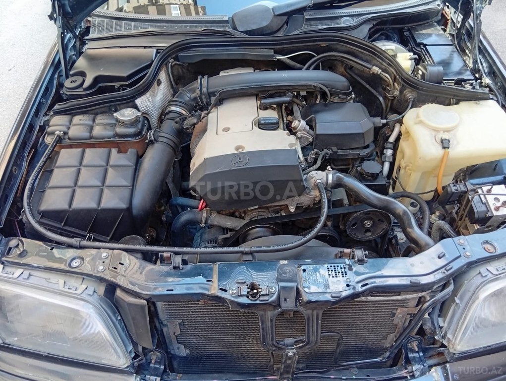 Mercedes C 180