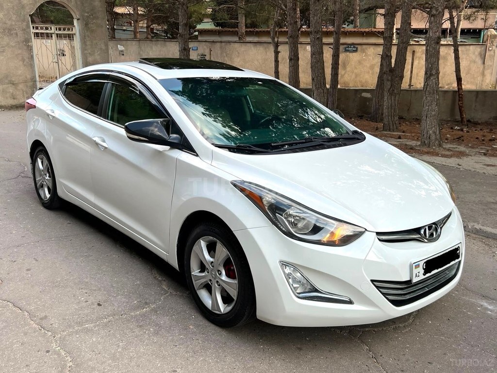 Hyundai Elantra