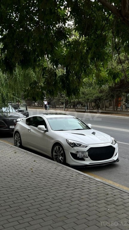 Hyundai Genesis Coupe, 3.8 L, 2013 il, 129 500 km