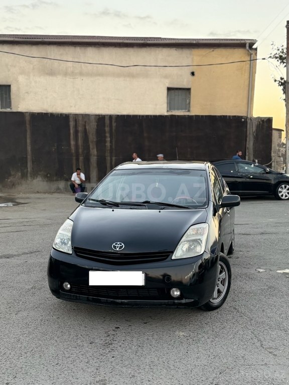 Toyota Prius, 1.5 L, 1.3 kWh, 2007 il, 210 000 km