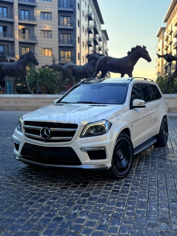 Mercedes GL 63 AMG 4MATIC, 5.5 L, 2013 il, 198 000 km