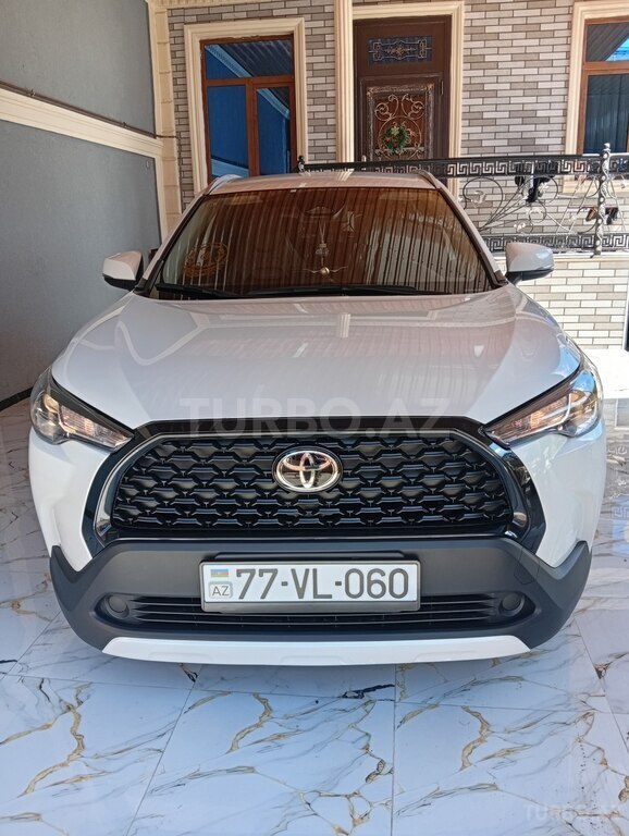 Toyota Corolla Cross, 2.0 L, 1.31 kWh, 2025 il, 22 600 km