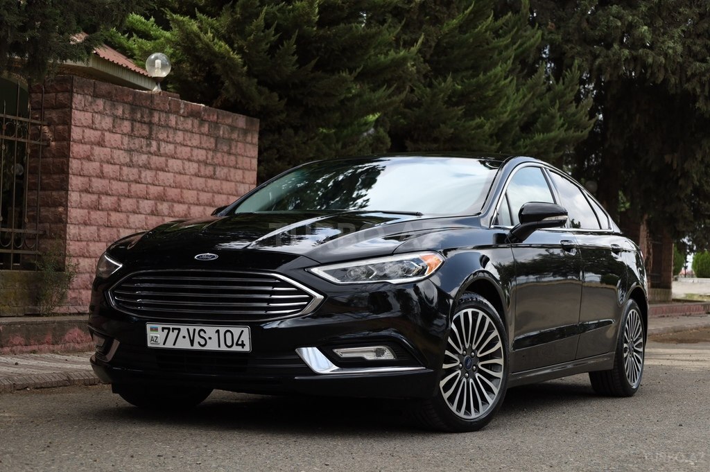 Ford Fusion (North America), 2.0 L, 2017 il, 210 000 km