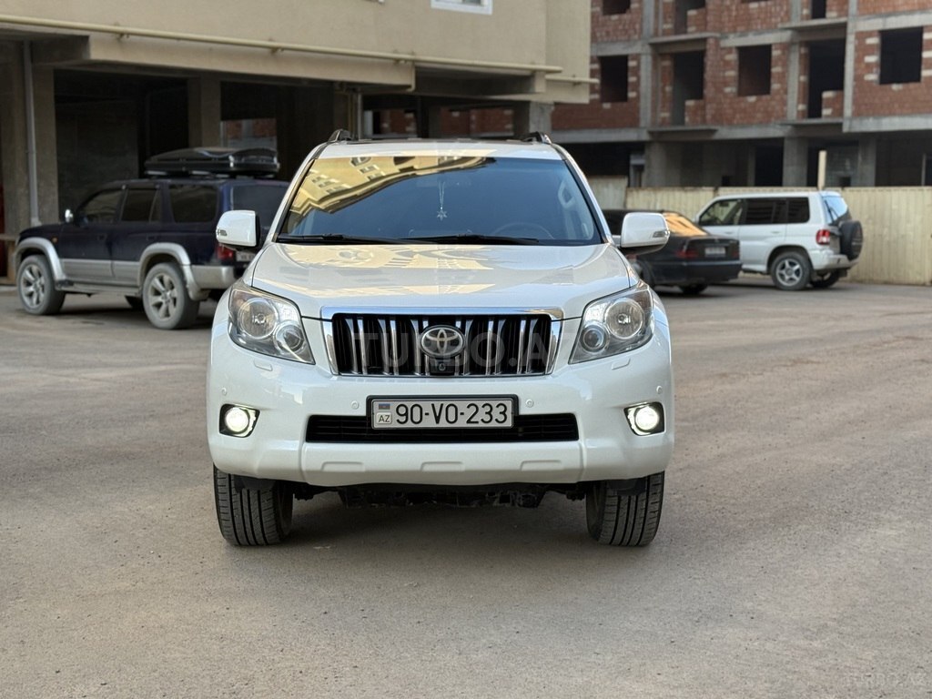 Toyota Land Cruiser Prado, 4.0 L, 2010 il, 224 000 km