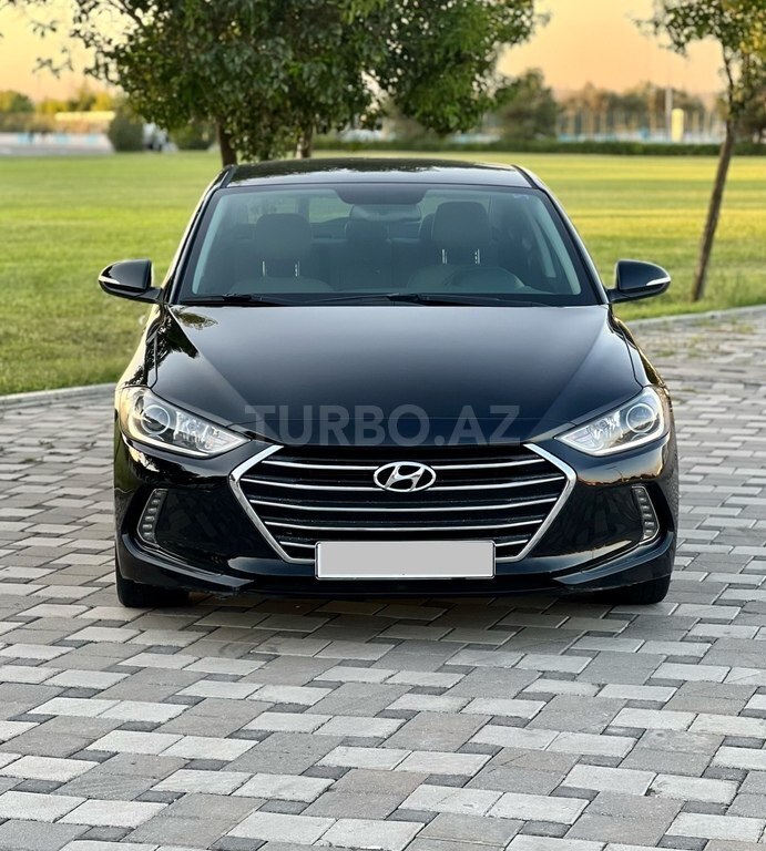 Hyundai Elantra, 2.0 L, 2017 il, 136 794 km