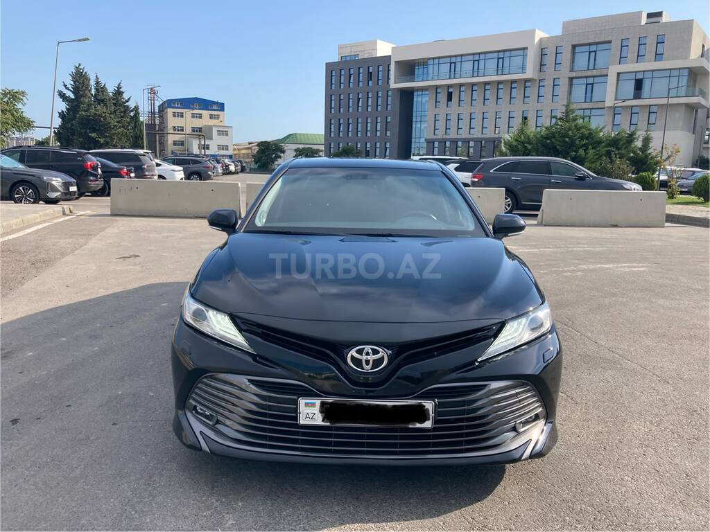 Toyota Camry, 2.5 L, 2018 il, 129 000 km