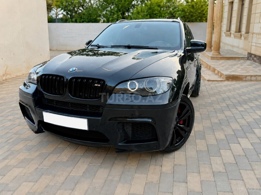 BMW X5 M, 4.4 L, 2010 il, 149 000 km