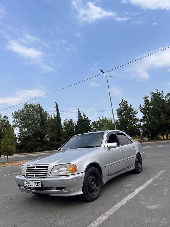 Mercedes C 220, 2.2 L, 1994 il, 470 000 km