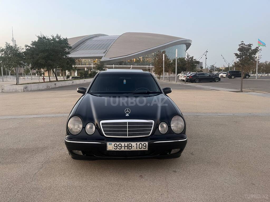 Mercedes E 270, 2.7 L, 1999 il, 532 000 km