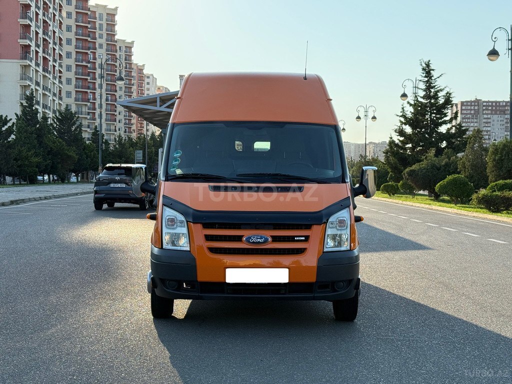 Ford Transit, 2.4 L, 2008 il, 140 000 km