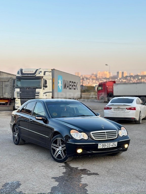 Mercedes C 240, 2.6 L, 2000 il, 367 000 km
