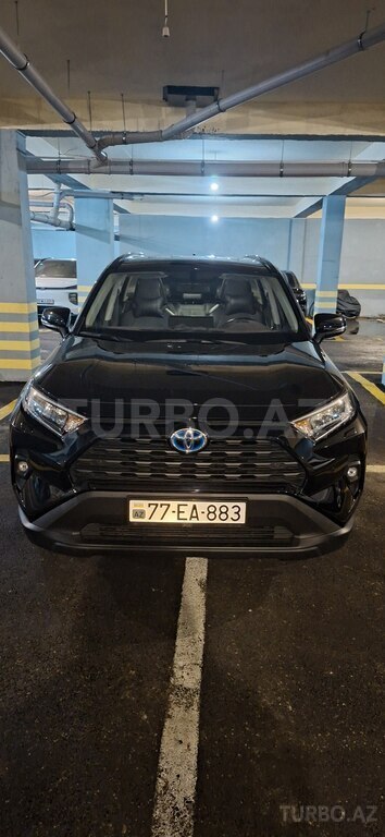 Toyota RAV4, 2.5 L, 1.6 kWh, 2025 il, 37 000 km