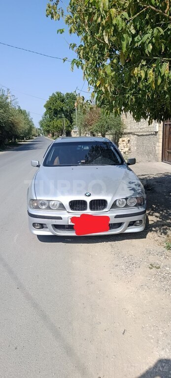 BMW 523, 2.5 L, 1996 il, 835 557 km