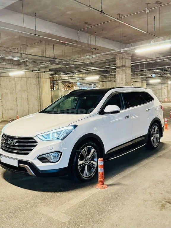 Hyundai Grand Santa Fe, 2.2 L, 2014 il, 250 000 km