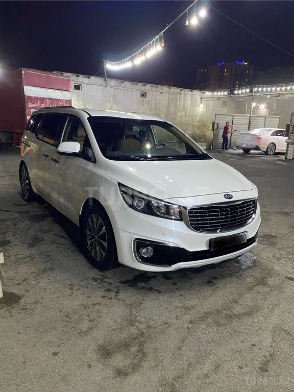 Kia Carnival, 2.2 L, 2017 il, 140 000 km