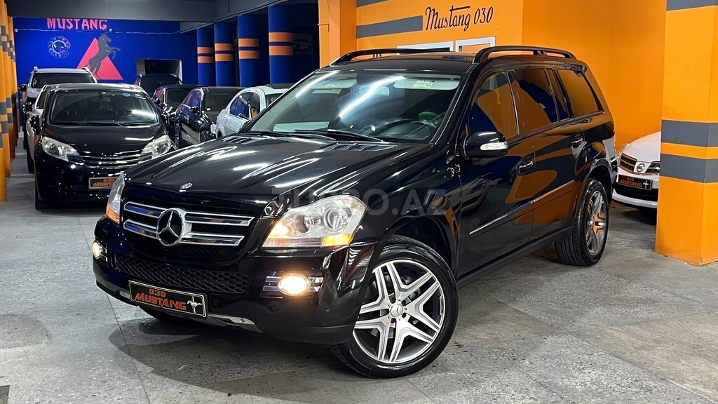 Mercedes GL 450 4MATIC, 4.7 L, 2007 il, 235 475 km