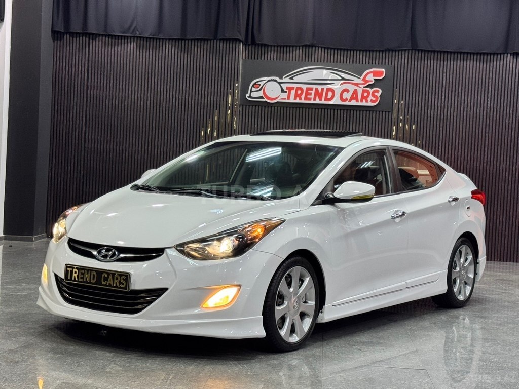 Hyundai Elantra, 1.6 L, 2011 il, 114 000 km