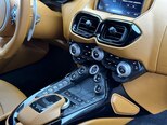 Aston Martin V8 Vantage-19