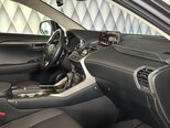 Lexus NX 300h-9