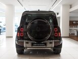 Land Rover Defender-6