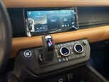 Land Rover Defender-15