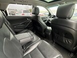 Hyundai Grand Santa Fe-11