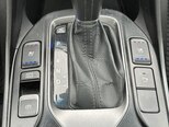 Hyundai Grand Santa Fe-18