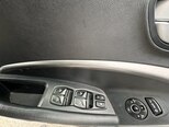 Hyundai Grand Santa Fe-15