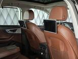 Audi Q7-12