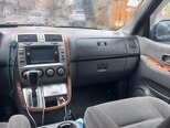 Kia Carnival-13