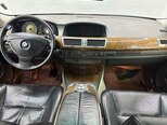 BMW 745-9