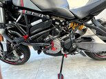 Ducati Monster 821 Stealth-7