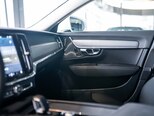 Volvo S90-12