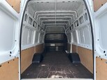Ford Transit-8