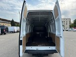 Ford Transit-7