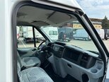 Ford Transit-12