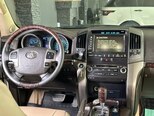 Toyota Land Cruiser-13