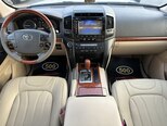 Toyota Land Cruiser-10