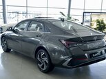 Hyundai Elantra-4