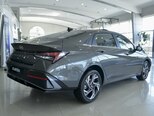 Hyundai Elantra-5