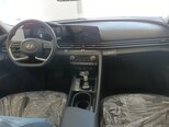 Hyundai Elantra-4