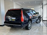 Cadillac Escalade-14
